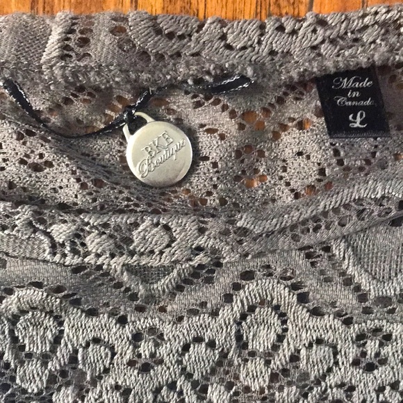 BKE Boutique Top - Picture 2 of 3